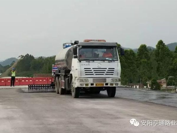 捷報頻傳，慶我公司仁博項(xiàng)目試驗(yàn)段順利完成